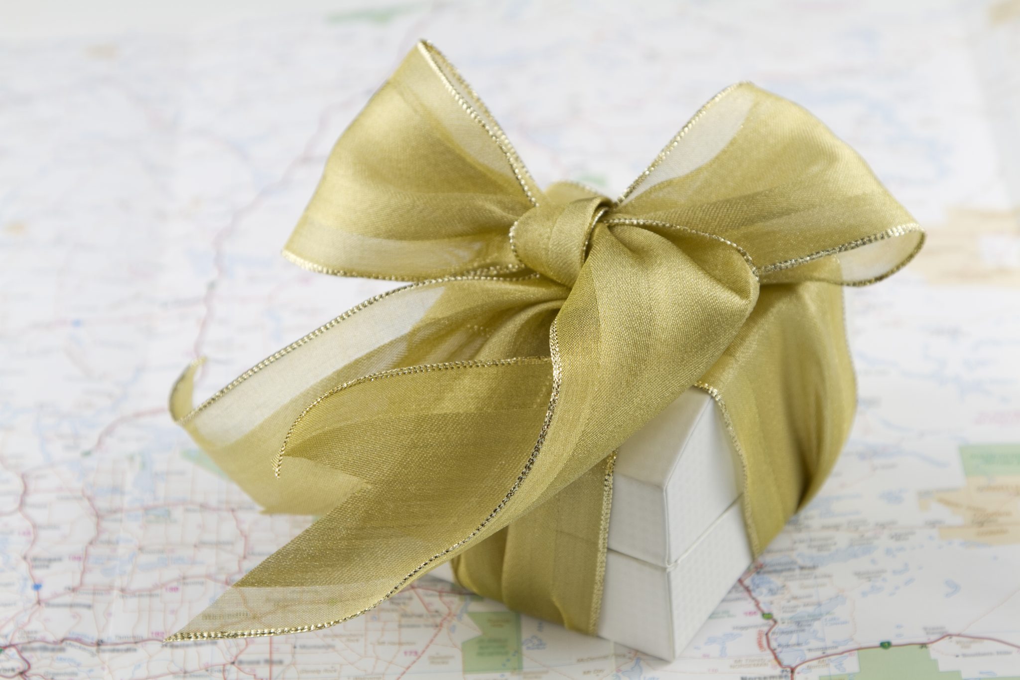 Tips-for-choosing-incentive-travel-gifts